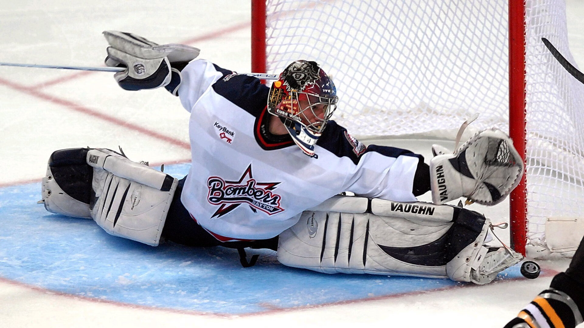 俄罗斯女冰挑战中国,亚洲女子冰球赛精彩对决上演,俄罗斯女子冰球队